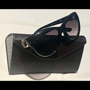 Authentic Gucci Horsebit Gold tone Black Sunglasses